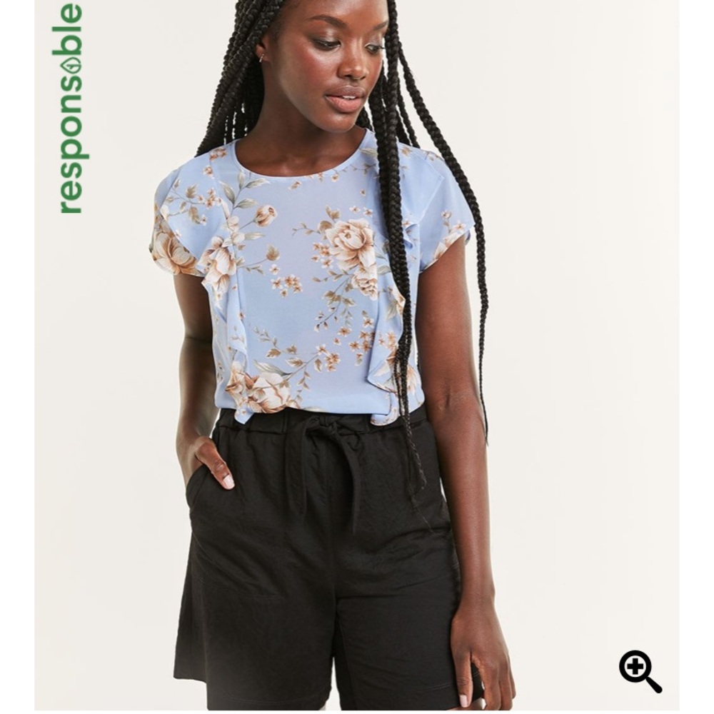 Reitmans Crew Neck Printed Blouse With Ruffles